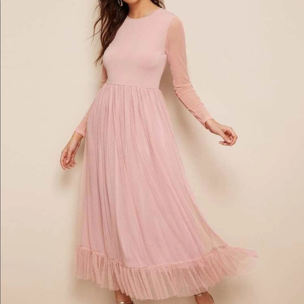 sold 🆕 Mesh Overlay Ruffle Hem Dress - Picture 2 of 7